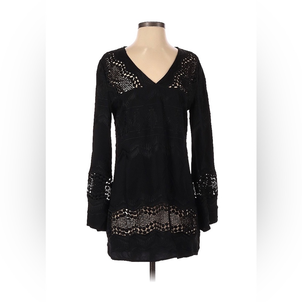 La Blanca Black Lace Embroidered Beach Dress Coverup Size XS but fits like a S